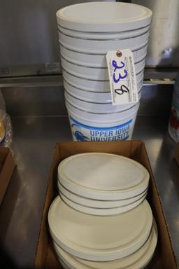 All to go - 8 Upper Iowa popcorn tins with lids