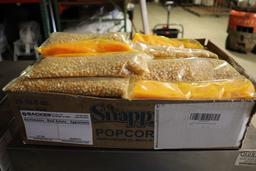Box of Snappy 10.6 oz. snap paks