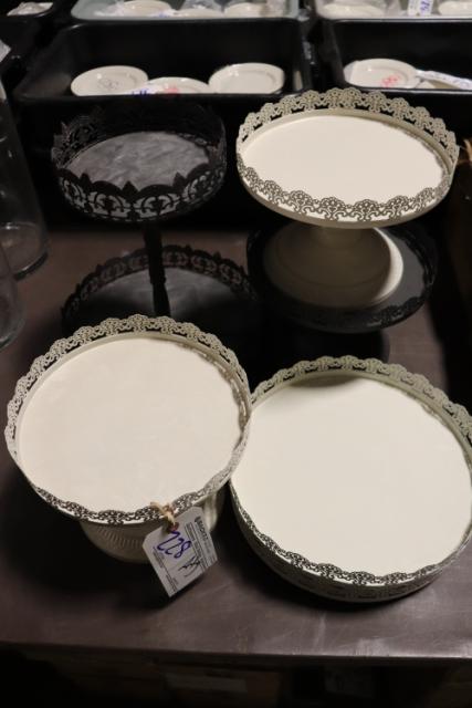 All to go - Pedestal & cake bases