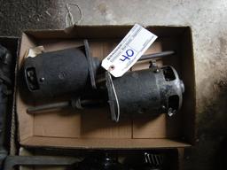 2 motors
