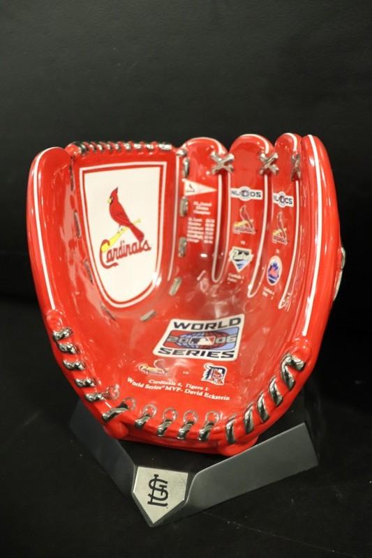 Pair to go - Cardinals 2006 World Series glove & Bradford Exchange commemor