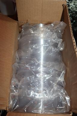 Case of Sysco 6" rigid clear plastic plates