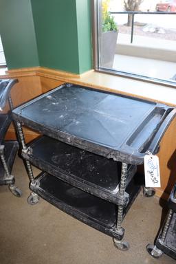Metro 24" x 32" poly bussing cart - needs wiped down - minor damage to cart