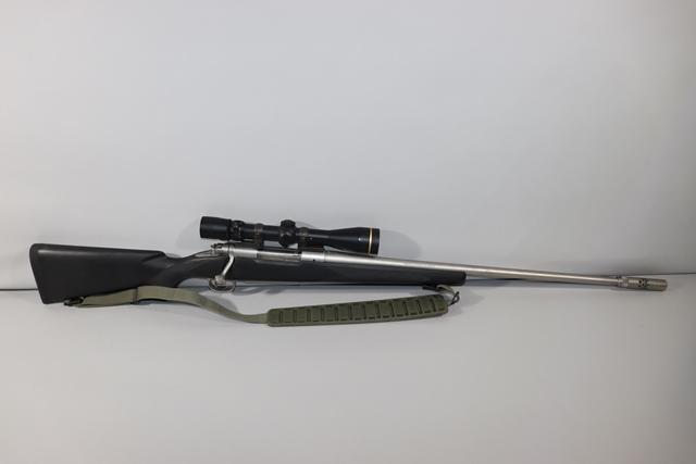 Winchester Model 70 - 338 Win mag bolt action rifle with loop h
