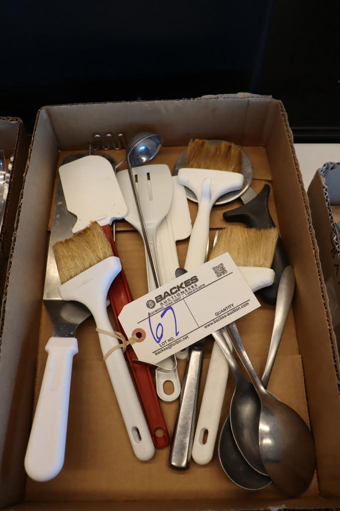 Box flat to go - kitchen utensils, pizza cutter, spoons, and more