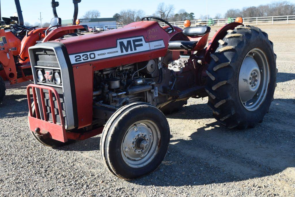 MF 230 OPEN 2WD STANDARD TRANS GAS 898HRS (WE DO NOT GUARANTEE HOURS)