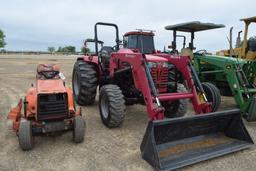 MAHINDRA 4025 ROPS 4WD W/ LDR AND BUCKET