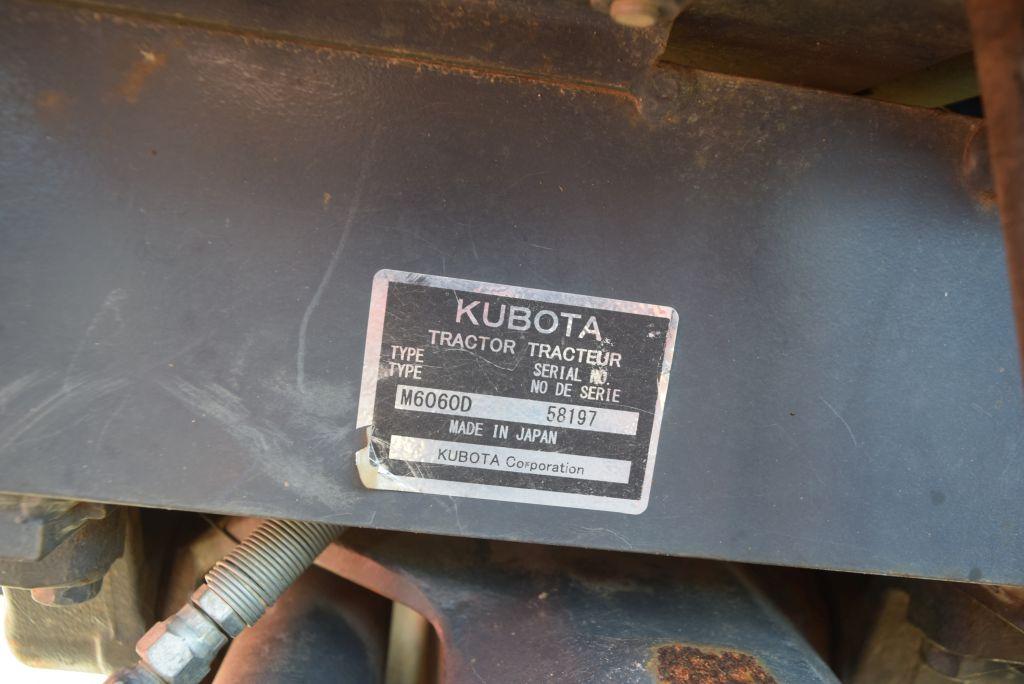 KUBOTA M6060 4WD CANOPY W/ LDR AND BUCKET