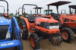 KUBOTA L2900 ROPS 4WD 394HRS (WE DO NOT GUARANTEE HOURS)