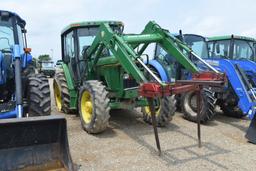 JD 6200 C/A 4WD W/ LDR HAY FORKS