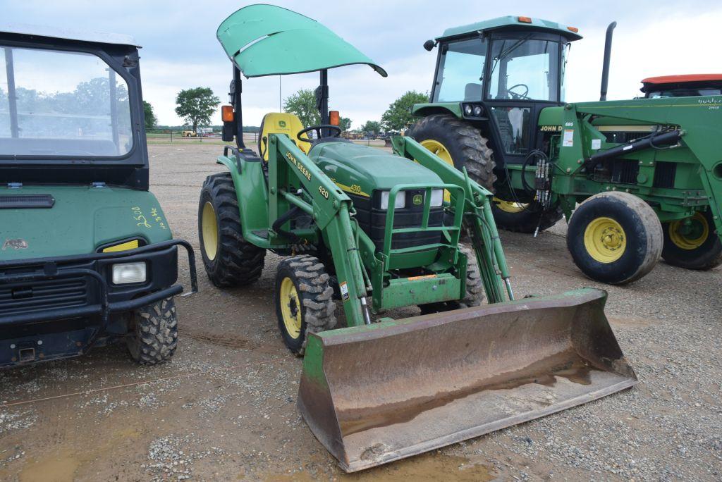 JD 4310 4WD CANOPY W/ LDR AND BUCKET