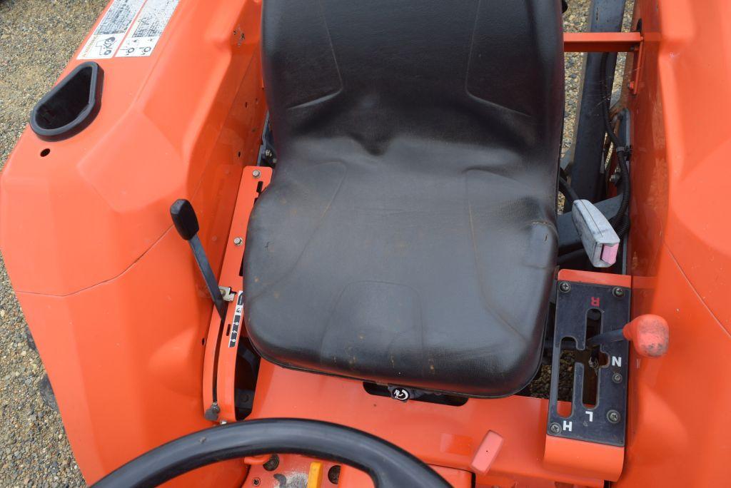 KUBOTA L3400 ROPS 4WD W/ LDR BUCKET