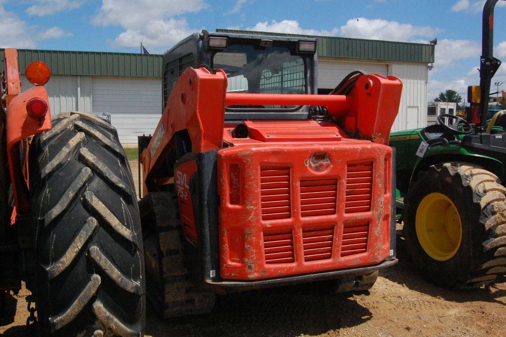 KUBOTA SVL 75-2 RUBBER TRACK SKID STEER