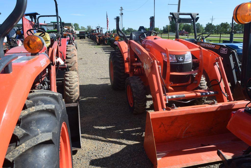 KUBOTA L3901 ROPS 4WD W/ LDR BUCKET 631HRS (WE DO NOT GUARANTEE HOURS)