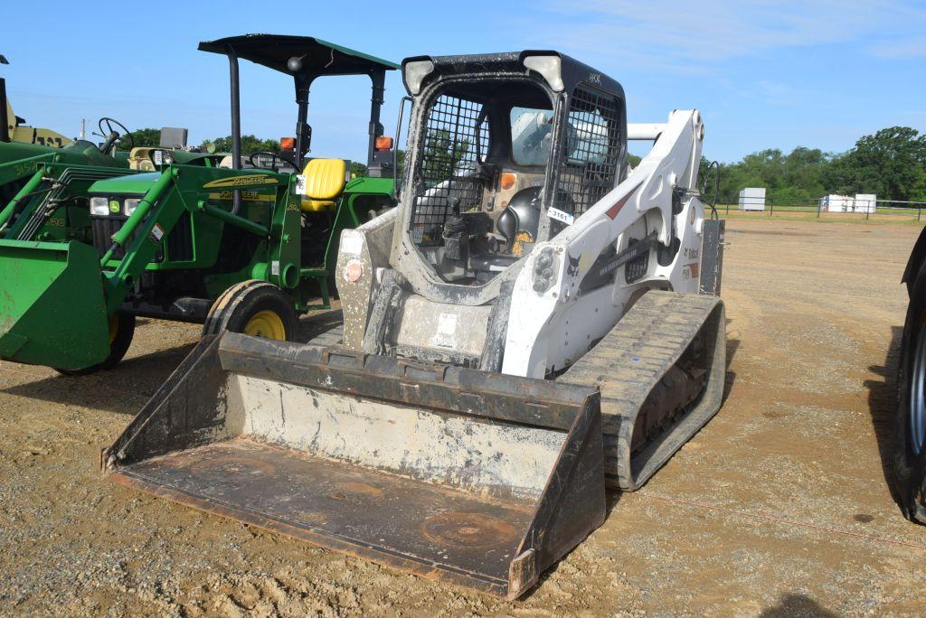 BOBCAT T740 RUBBER TRACK SKID STEER