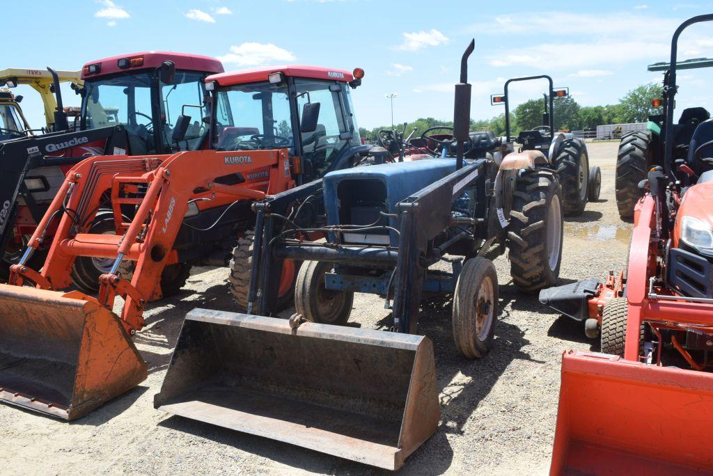 FORD F-1900 2WD W/ LDR AND BUCKET