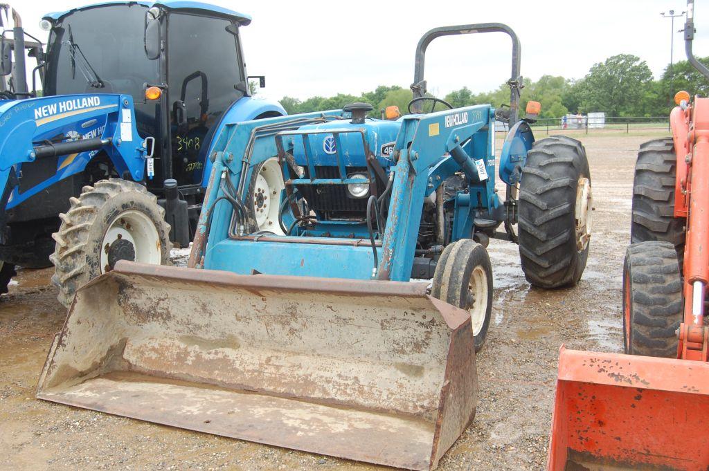 FORD 4630 2WD ROPS W/ LDR AND BUCKET