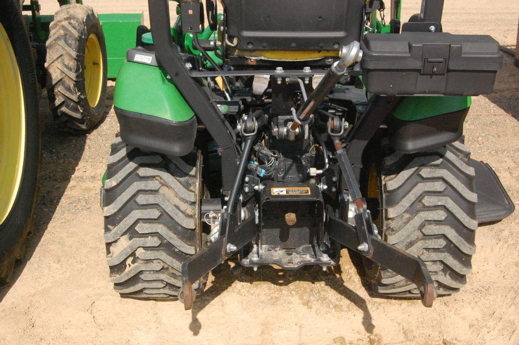 JD 1025R 4WD ROPS W/ LDR AND BUCKET AND BELLY MOWER 240HRS. WE DO NOT GAURANTEE HOURS