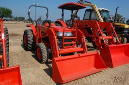 KUBOTA L3400 ROPS 4WD W/ LDR BUCKLET