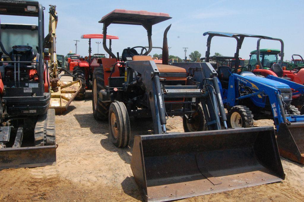 ZETOR 5211 CANOPY 2WD W/ LDR BUCKET