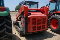 KUBOTA SVL65-2 RUBBER TRACK SKID STEER