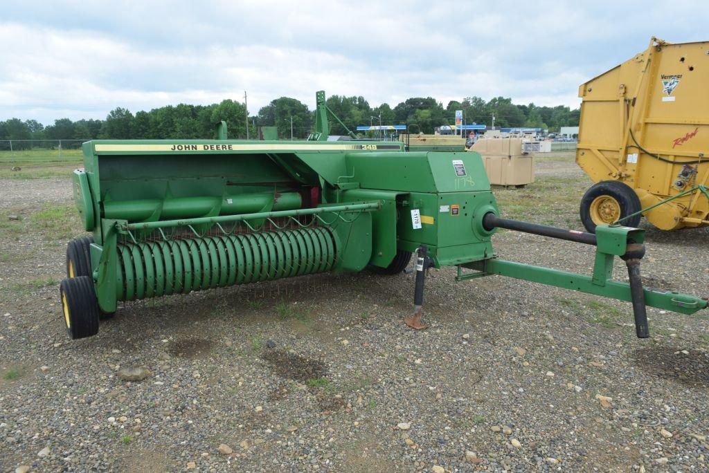 JD 348 WIRE SQUARE BALER W/ SHAFT