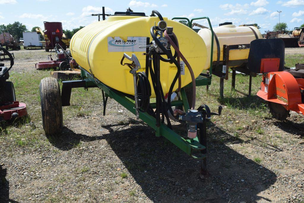 300GAL SPRAYER ON TRAILER