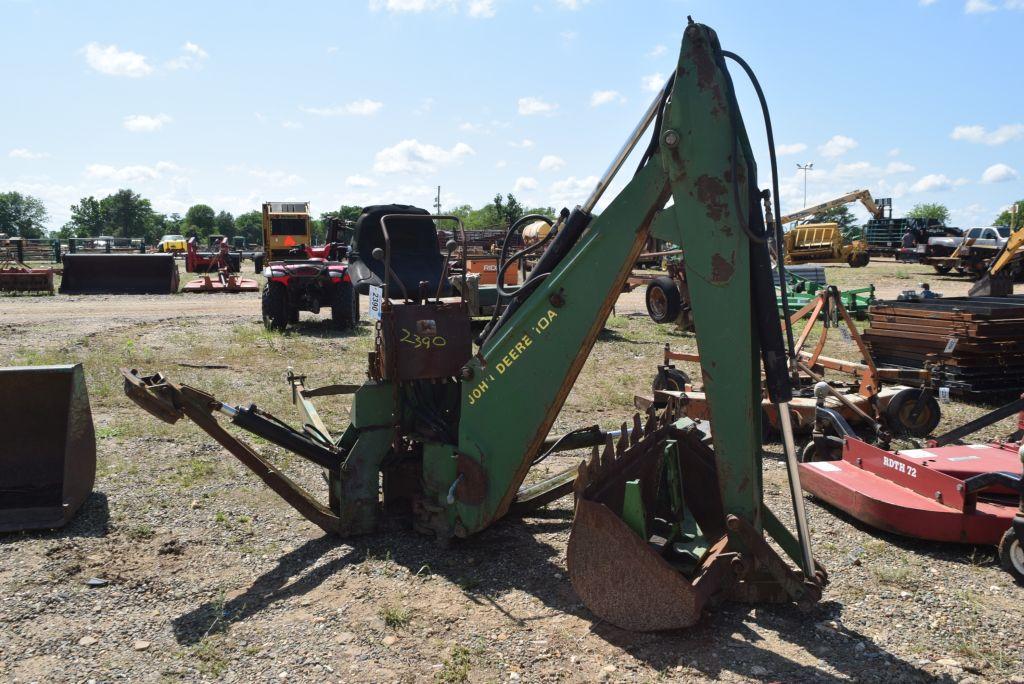 JD 10A BACKHOE ATTACHMENT