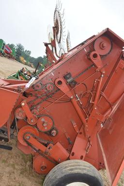 HESSTON 540 ROUND BALER