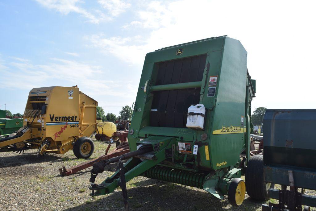 JD 467 MEGA WIDE ROUND BALER