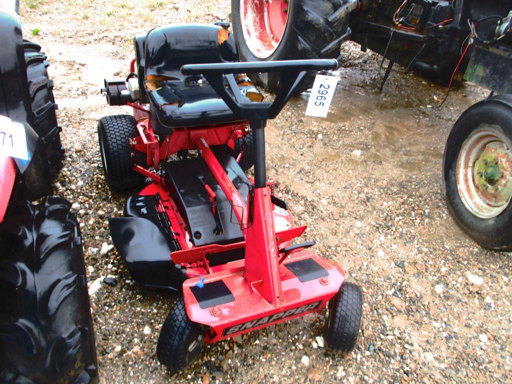 SNAPPER RIDING MOWER