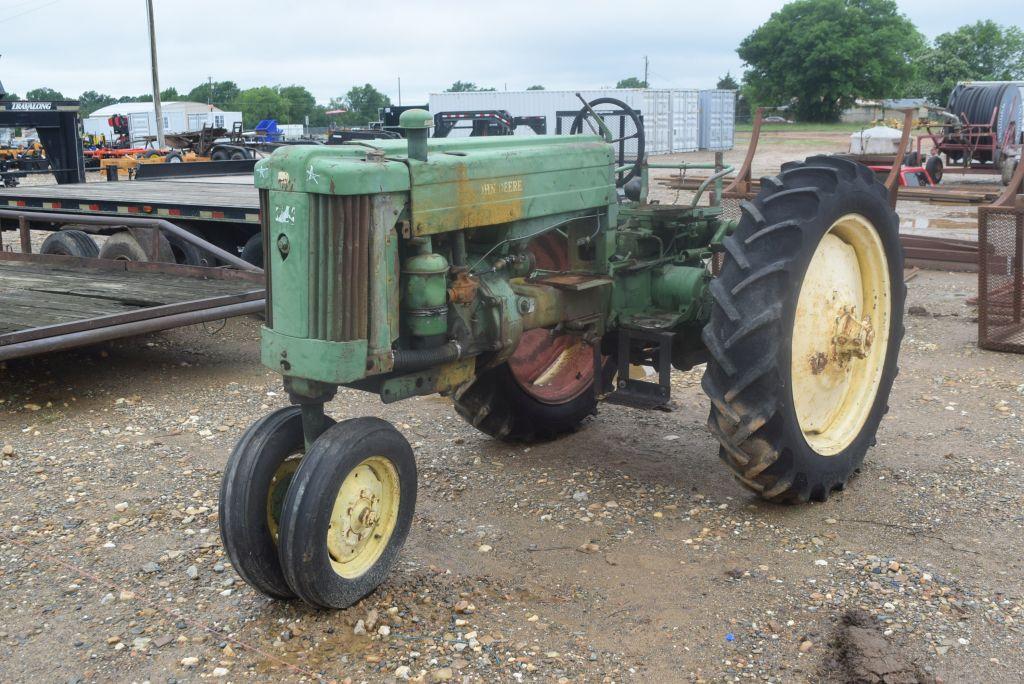 JD 40 TRICYCLE SALVAGE