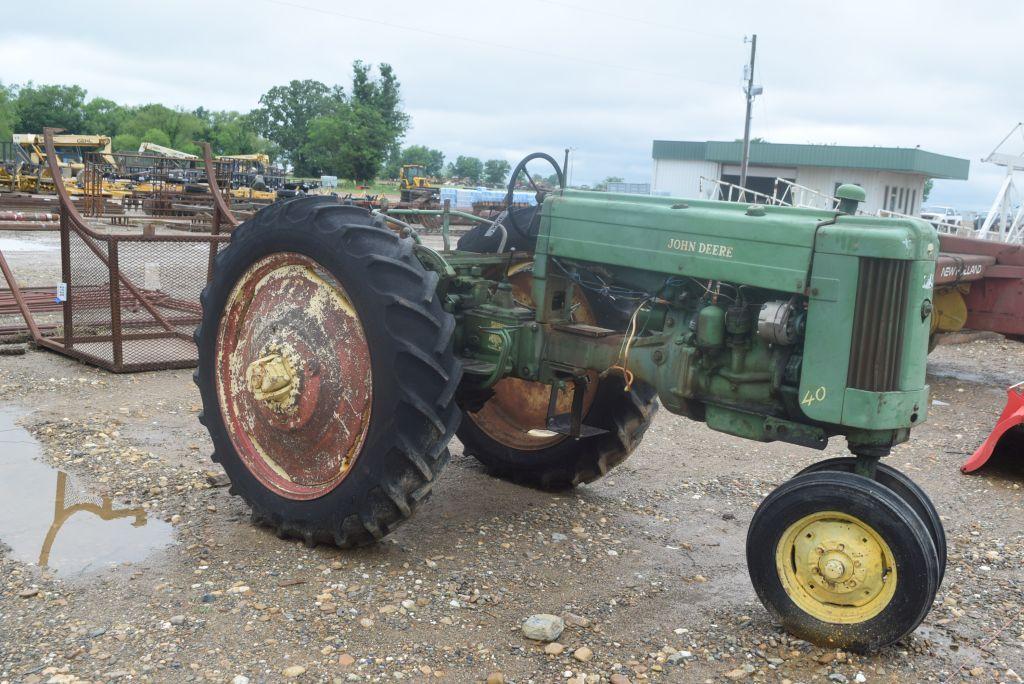 JD 40 TRICYCLE SALVAGE