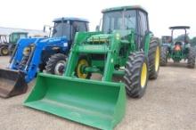 JD 6410 C/A 4WD W/ LDR BUCKET 3352HRS (WE DO NOT GUARANTEE HOURS)