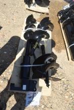 MINI EXCAVATOR POST HOLE DIGGER  3 AUGERS