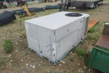 LENNOX 34000 BTU HEAT AND AIR UNIT