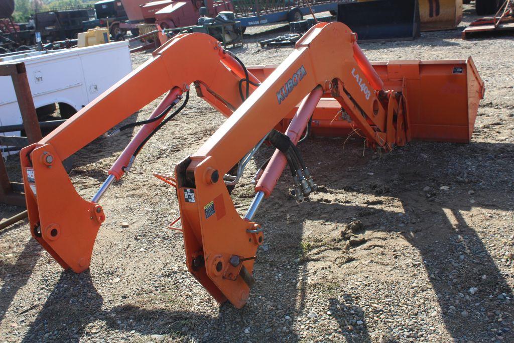 KUBOTA LA1403 LOADER ASSEMBLY W/ BUCKET