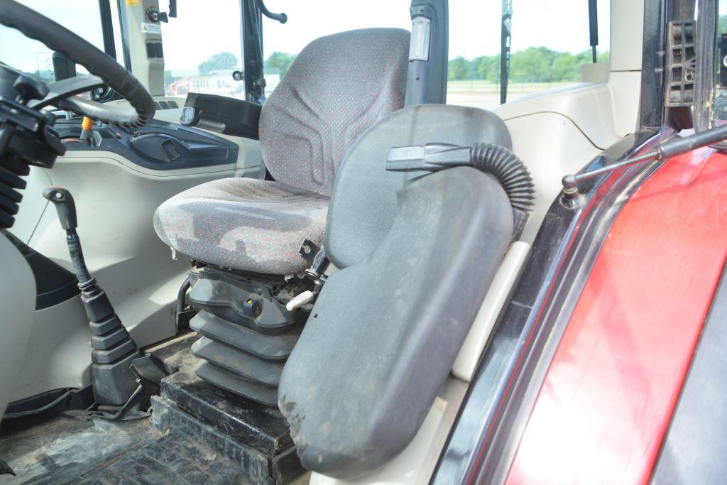 MF 4710 4WD C/A W/LDR