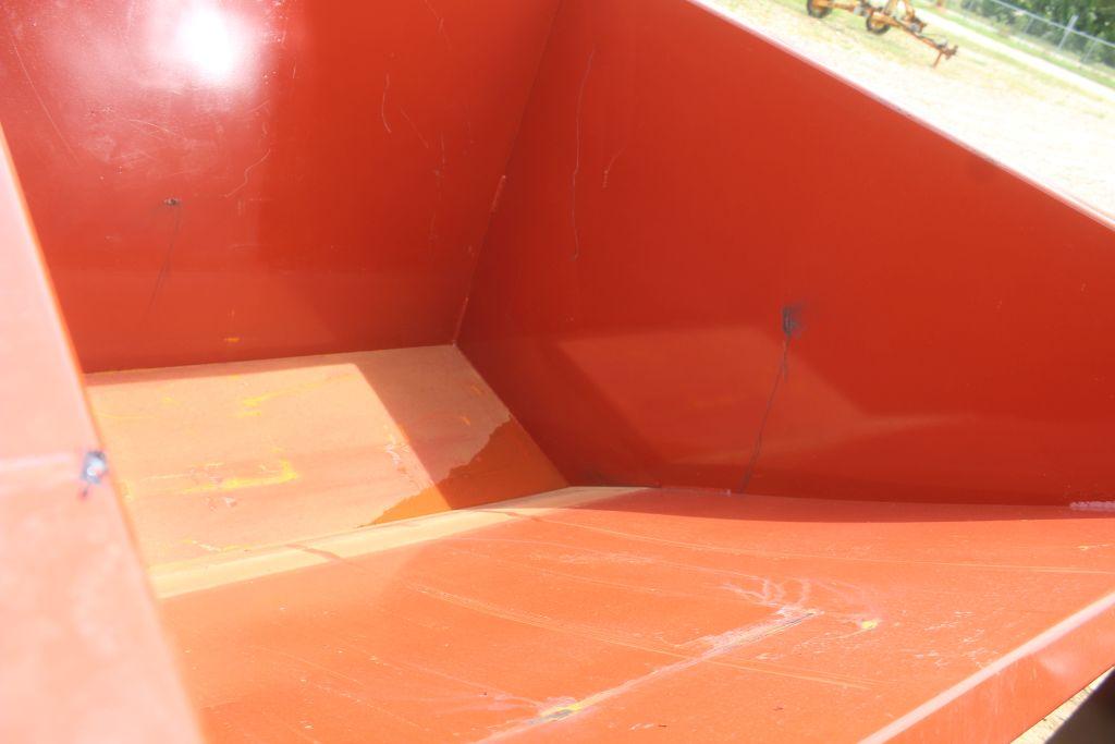 SELF DUMPING HOPPER