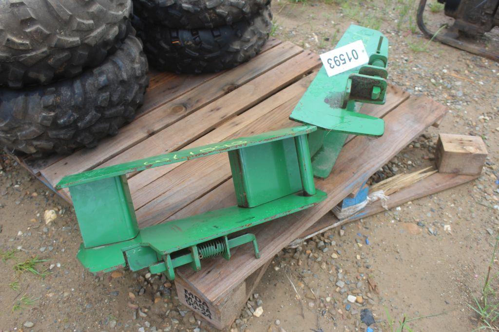 JD QUICK ATTACH BRACKETS