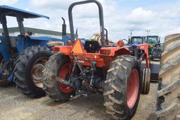 KUBOTA M4700 ROPS 2WD W/LDR