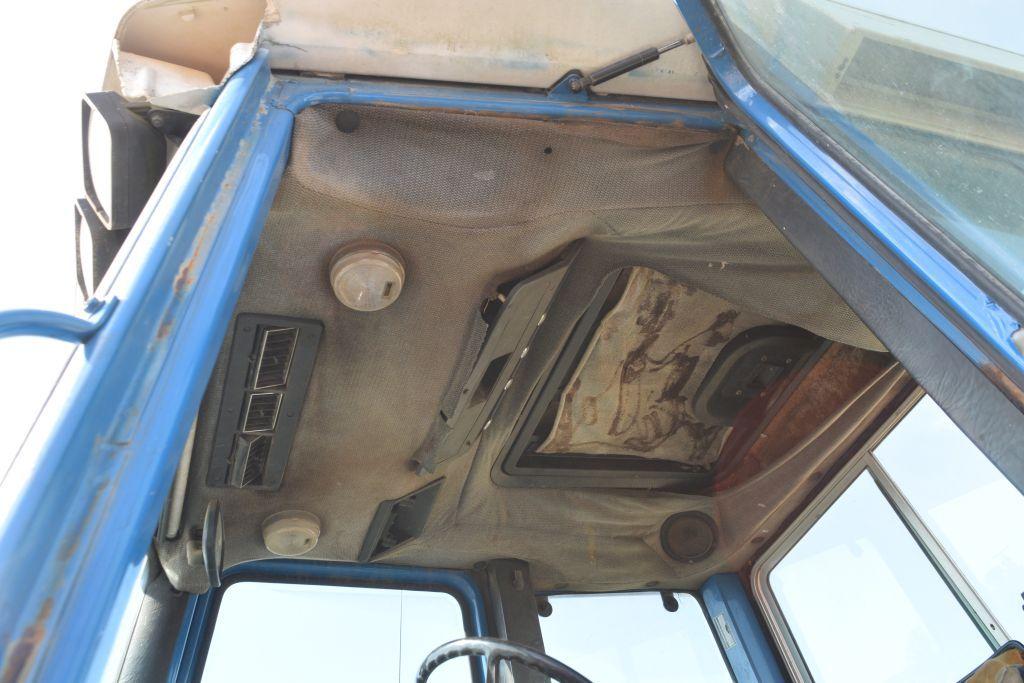 FORD 6610 2WD C/A W/ LDR AND HAY FORK