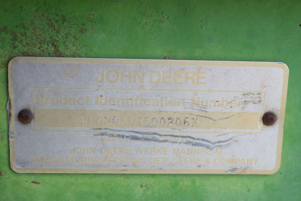 JD 2955 2WD C/A W/ LDR