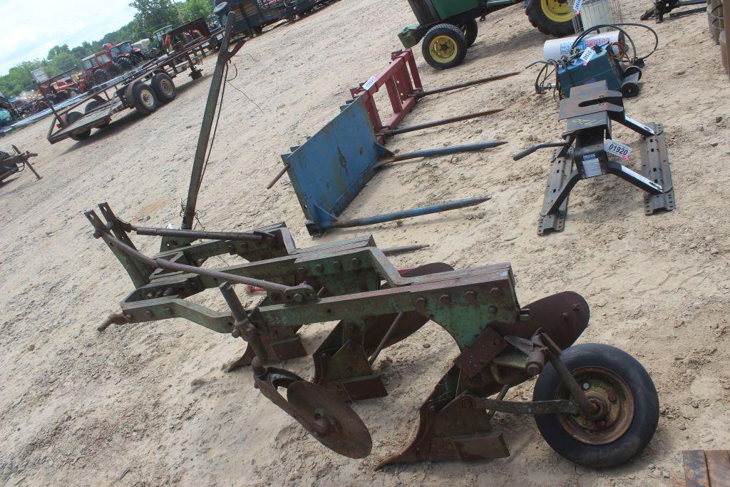 3 BOTTOM PLOW