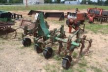 2 ROW JD CULTIVATOR