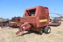 NH 660 ROUND BALER