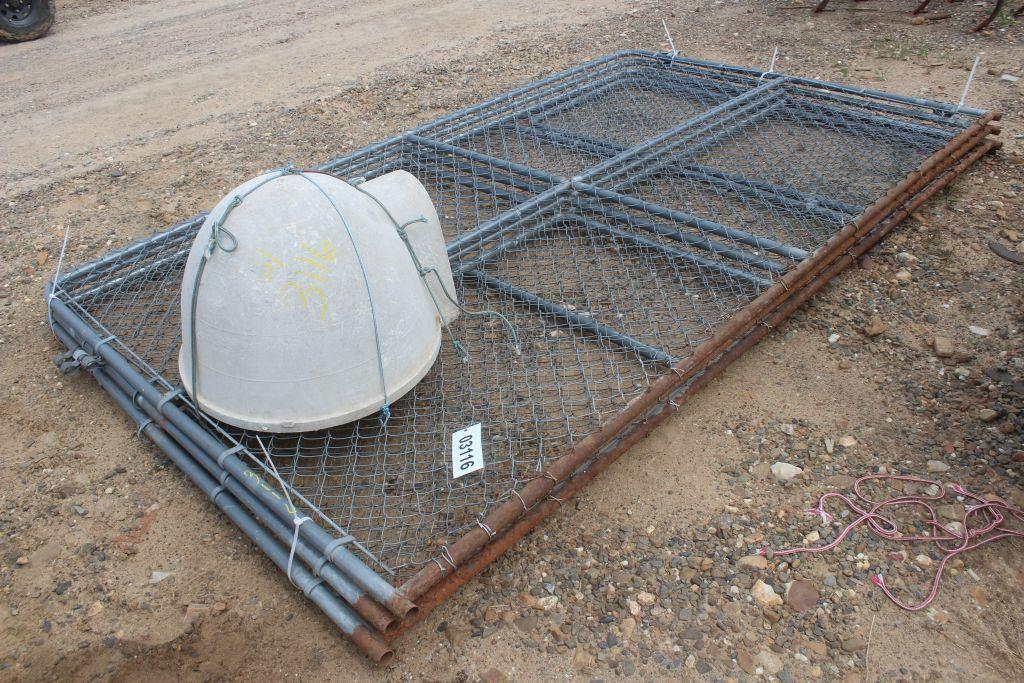 10X10 DOG KENNEL W/IGLOO DOG HOUSE