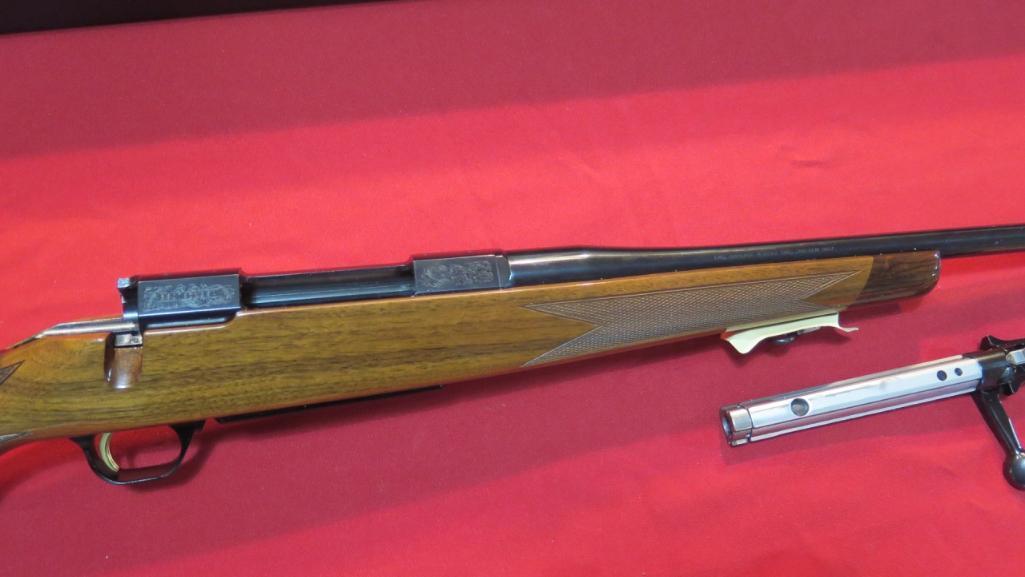 Browning A Bolt II .280rem bolt, 26" barrel, like new in box , tag#6019 **S