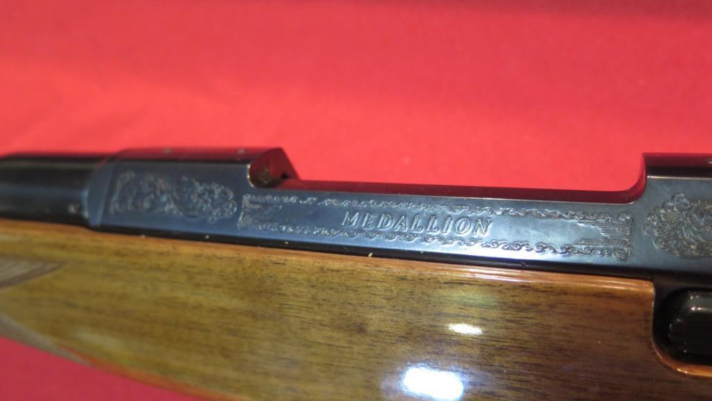 Browning A Bolt II .280rem bolt, 26" barrel, like new in box , tag#6019 **S