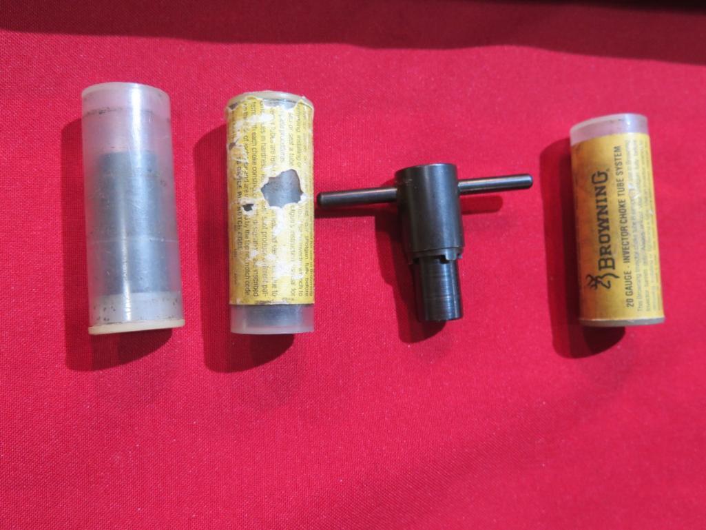 Browning Citori 20ga over/under, vented ribbed barrel, choke tubes & extras